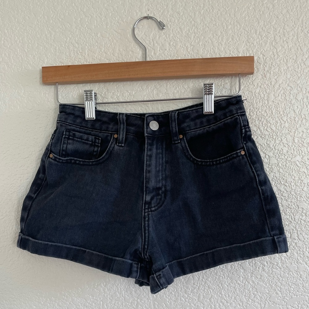PacSun | Charcoal cuffed jean mom shorts high rise denim size 24